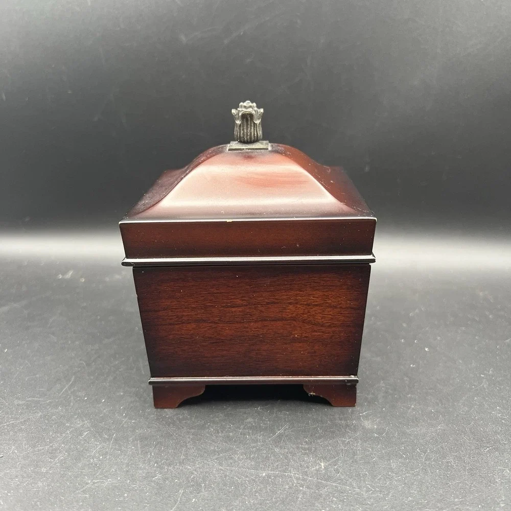Vintage Bombay Company Musical Jewelry Ring Box Mahogany Wood Green Velvet Lined